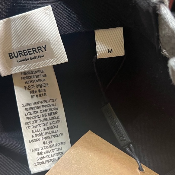 (NWT) Men’s Authentic Burberry Cap (Size Medium) - Picture 5 of 8